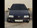 Volkswagen Vento 1992 с пробегом 112 тыс.км. 1.781 л. в Черновцах на Autos.ua