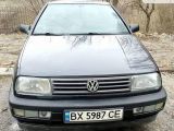 Volkswagen Vento 1993 с пробегом 272 тыс.км. 1.8 л. в Хмельницком на Autos.ua
