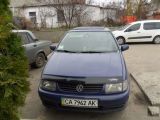 Volkswagen Polo 1998 с пробегом 205 тыс.км. 0.999 л. в Умани на Autos.ua