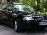 Volkswagen Passat 2003 с пробегом 273 тыс.км. 1.9 л. в Житомире на Autos.ua