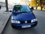 Volkswagen Sharan 1998 с пробегом 246 тыс.км. 2 л. в Виннице на Autos.ua