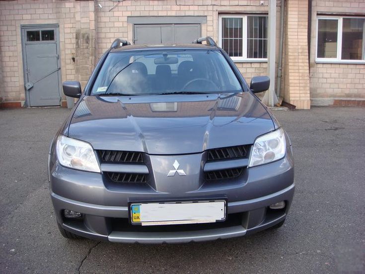 mitsubishi outlander 2005