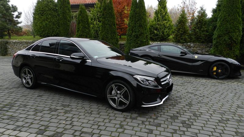 Продам Mercedes-Benz C-Класс C 200 7G-Tronic Plus (184 л.с.), 2015