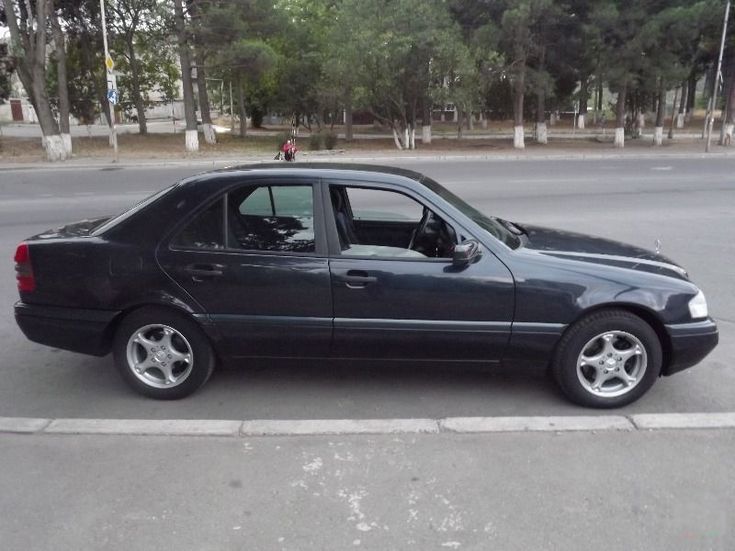 Продам Mercedes-Benz C-Класс, 1996