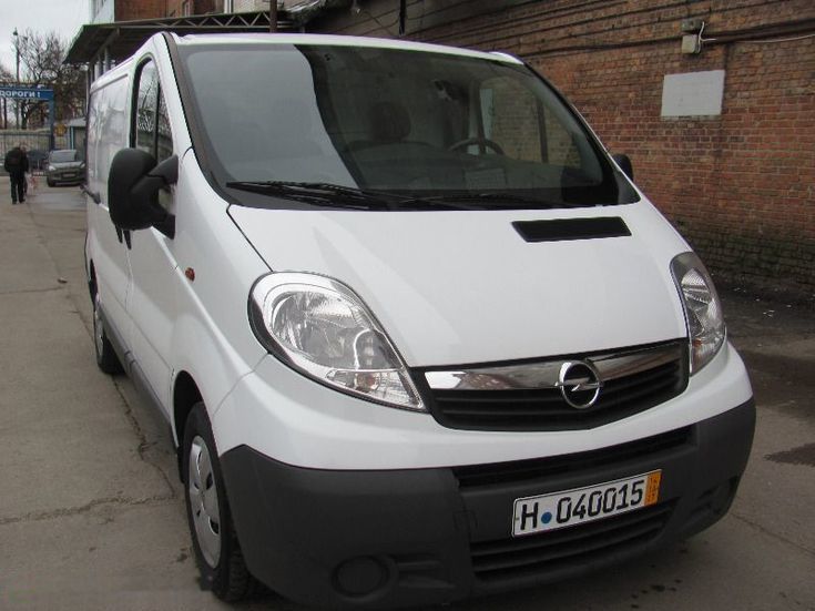 Продам Opel Vivaro, 2013