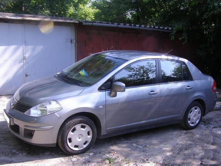Продам Nissan Tiida, 2007