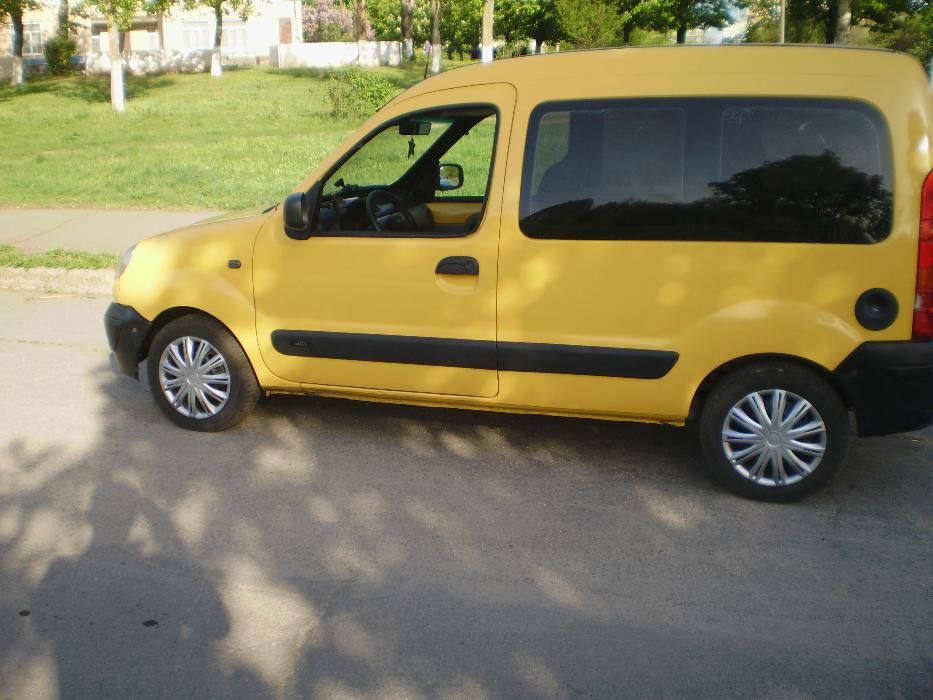 Купить рено кангу дизель. Рено Кангу 2006. Renault Kangoo 2006 желтый. Рено Кангу 2006 года. Ренне Кенго 2006г.