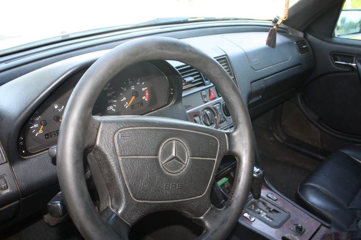 Продам Mercedes-Benz C-Класс, 1998