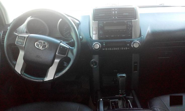 Продам Toyota land cruiser prado 150, 2012