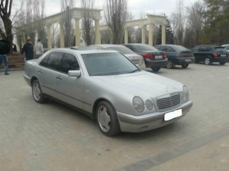 Продам Mercedes-Benz E-Класс, 1996