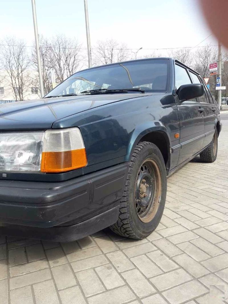 Volvo 940 1993 с пробегом 320 тыс.км.  л. в Покровске на Auto24.org – фото 1