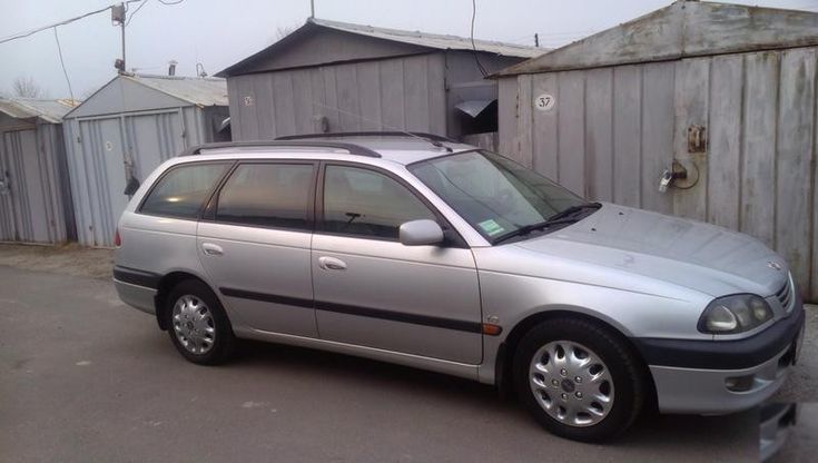 Продам Toyota Avensis, 2000