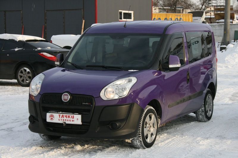Продам Fiat Doblo 1.3d Multijet МТ (90 л.с.), 2010