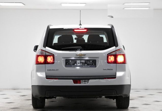 Продам Chevrolet Orlando 2.0 VCDi АТ (163 л.с.), 2015