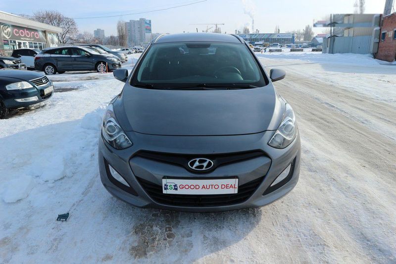 Продам Hyundai i30 1.6 TD MT (128 л.с.), 2013