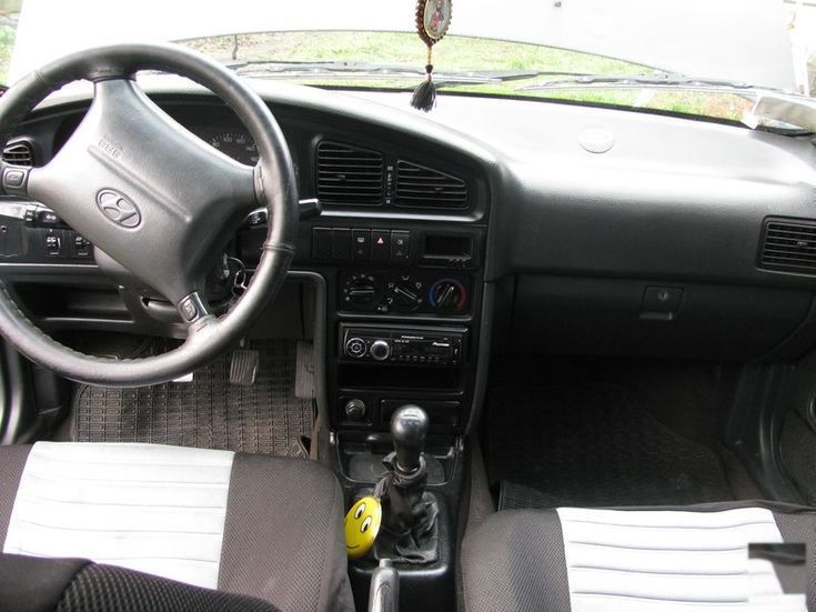 Продам Hyundai Lantra, 1995