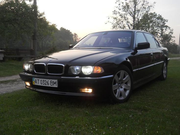 Продам BMW 7 серия, 2001