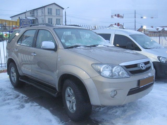 Продам Toyota Fortuner 4.0 AT 4WD (235 л.с.), 2008