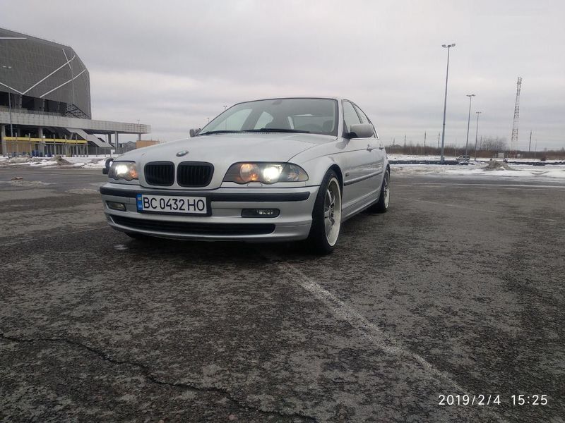 Продам BMW 3 серия 320i AT (150 л.с.), 2000