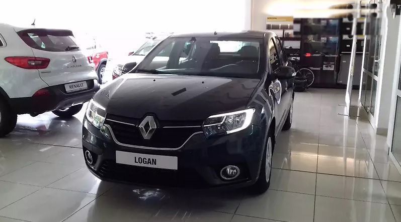 Продам Renault Logan 1.6 MT (82 л.с.), 2015