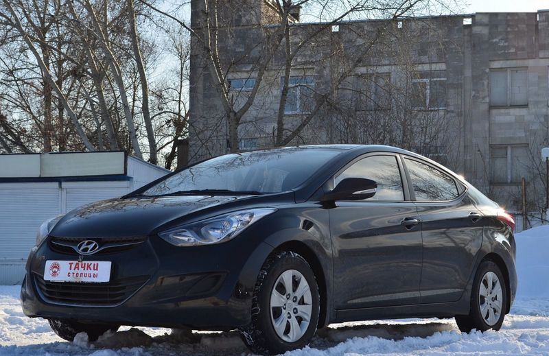 Продам Hyundai Elantra 1.6 MT (132 л.с.), 2013