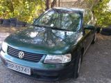 Volkswagen Passat 1998 с пробегом 220 тыс.км. 1.6 л. в Кривом Роге на Autos.ua