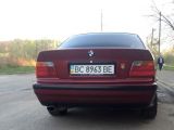 BMW 3 серия 1993 с пробегом 360 тыс.км. 2 л. в Львове на Autos.ua