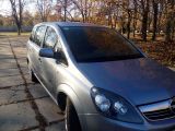 Opel Zafira 1.8 MT (140 л.с.) 2011 с пробегом 145 тыс.км.  л. в Харькове на Autos.ua