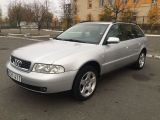 Audi A4 1.6 MT (101 л.с.) 2000 с пробегом 297 тыс.км.  л. в Киеве на Autos.ua