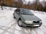 Skoda Octavia 1.6 MT (102 л.с.) 2002 с пробегом 245 тыс.км.  л. в Киеве на Autos.ua
