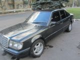 Mercedes-Benz E-Класс 1992 с пробегом 255 тыс.км. 3 л. в Макеевке на Autos.ua