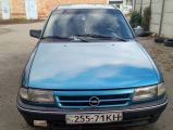 Opel Astra 1992 з пробігом 300 тис.км. 1.6 л. в Лубнах на Autos.ua
