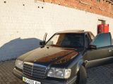 Mercedes-Benz E-Класс 1995 с пробегом 212 тыс.км. 2.497 л. в Черновцах на Autos.ua