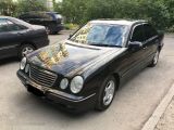 Mercedes-Benz E-Класс 2001 с пробегом 190 тыс.км. 3.199 л. в Днепре на Autos.ua