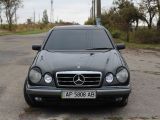 Mercedes-Benz E-Класс 1995 с пробегом 244 тыс.км. 3.199 л. в Запорожье на Autos.ua