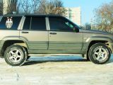 Jeep Grand Cherokee 1993 с пробегом 1 тыс.км. 3.964 л. в Житомире на Autos.ua