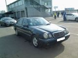 Mercedes-Benz E-Класс 1998 с пробегом 320 тыс.км.  л. в Киеве на Autos.ua