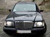 Mercedes-Benz E-Класс 1995 с пробегом 250 тыс.км. 1.998 л. в Львове на Autos.ua