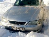 Opel Vectra 2.0 MT (136 л.с.) 1999 с пробегом 250 тыс.км.  л. в Черкассах на Autos.ua