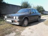 BMW 3 серия 1987 с пробегом 200 тыс.км. 0.0018 л. в Львове на Autos.ua