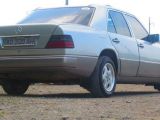 Mercedes-Benz E-Класс 1992 с пробегом 280 тыс.км. 2.3 л. в Тернополе на Autos.ua