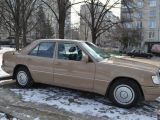 Mercedes-Benz E-Класс 1989 с пробегом 324 тыс.км. 2 л. в Харькове на Autos.ua