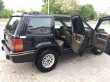 Jeep Grand Cherokee 1994 с пробегом 200 тыс.км. 3.964 л. в Каменце-Подольском на Autos.ua