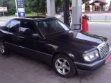 Mercedes-Benz E-Класс 1993 с пробегом 361 тыс.км. 2.3 л. в Киеве на Autos.ua