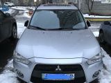 Mitsubishi Outlander 2.4 CVT 4WD (170 л.с.) 2012 с пробегом 185 тыс.км.  л. в Киеве на Autos.ua