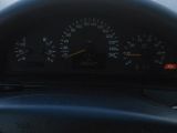 Mercedes-Benz E-Класс 2001 з пробігом 250 тис.км. 1.998 л. в Киеве на Autos.ua