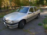 Opel Vectra A 1993 с пробегом 360 тыс.км. 2 л. в Краматорске на Autos.ua