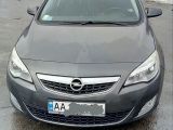Opel Astra 1.7 CDTI MT (125 л.с.) 2011 с пробегом 245 тыс.км.  л. в Киеве на Autos.ua