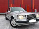 Mercedes-Benz E-Класс E 300 AT (190 л.с.) 1992 с пробегом 450 тыс.км.  л. в Киеве на Autos.ua