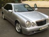 Mercedes-Benz E-Класс 2001 с пробегом 350 тыс.км. 3.2 л. в Киеве на Autos.ua